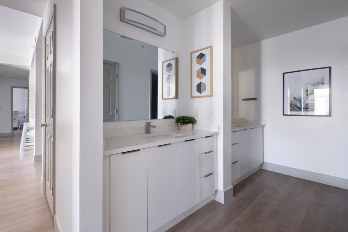 3Br Modern Downtown Apartment With Gym & Office シャーロット エクステリア 写真