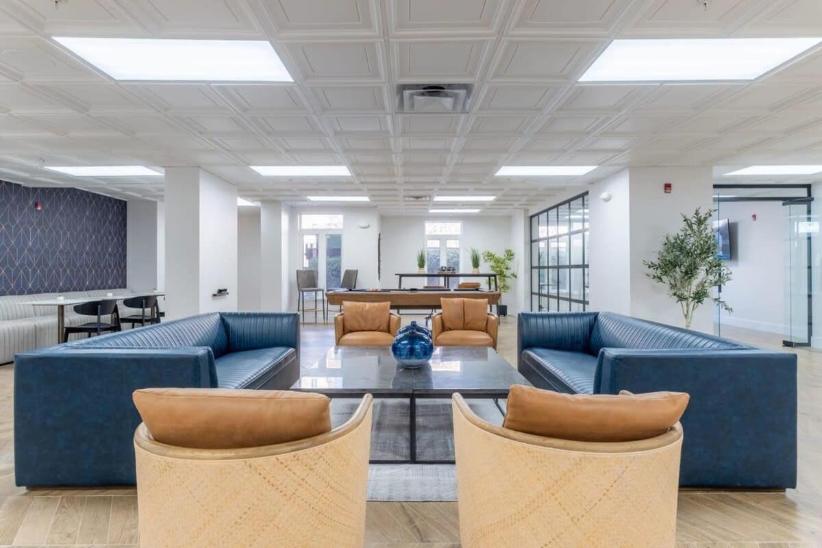 3Br Modern Downtown Apartment With Gym & Office シャーロット エクステリア 写真