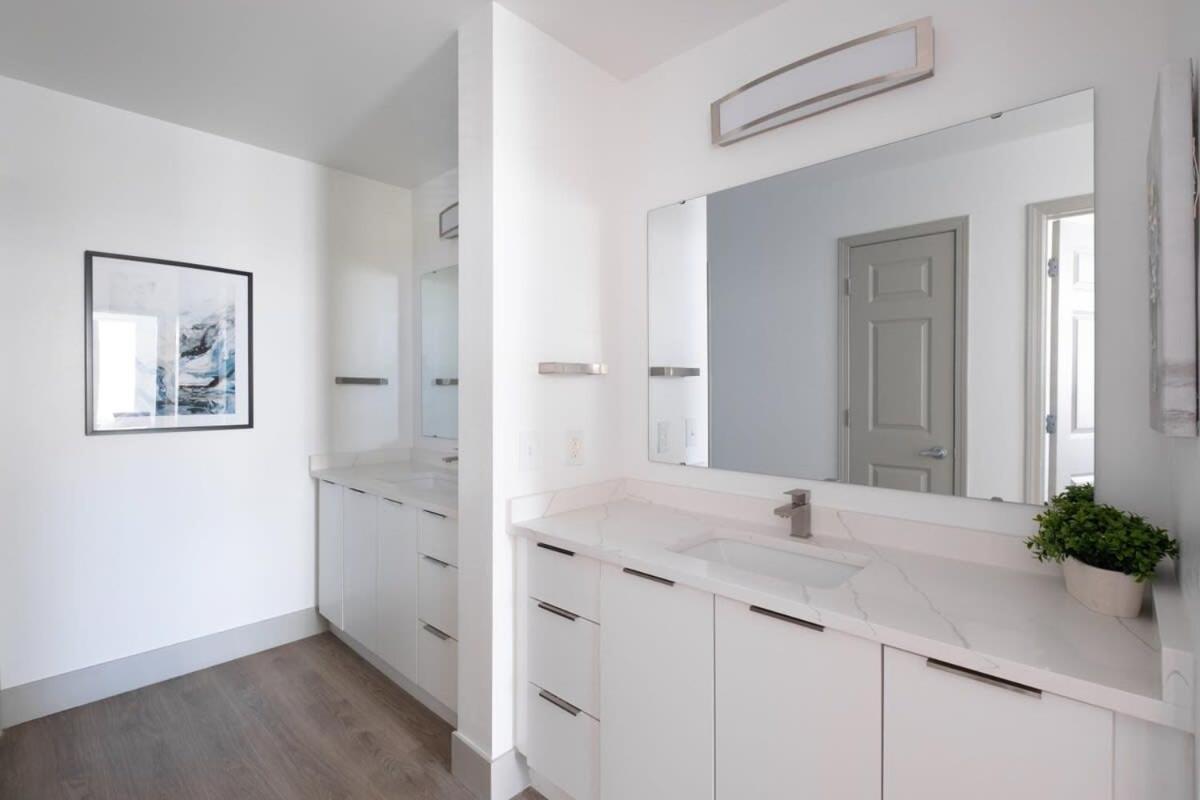 3Br Modern Downtown Apartment With Gym & Office シャーロット エクステリア 写真