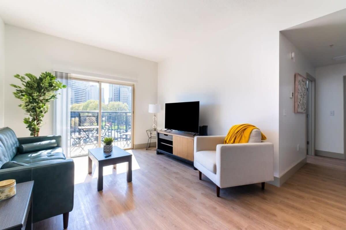 3Br Modern Downtown Apartment With Gym & Office シャーロット エクステリア 写真